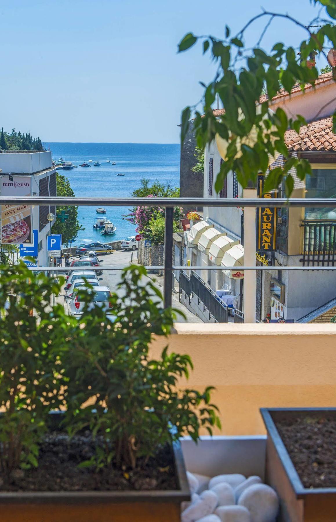 Hotel Amfora Rabac Ngoại thất bức ảnh
